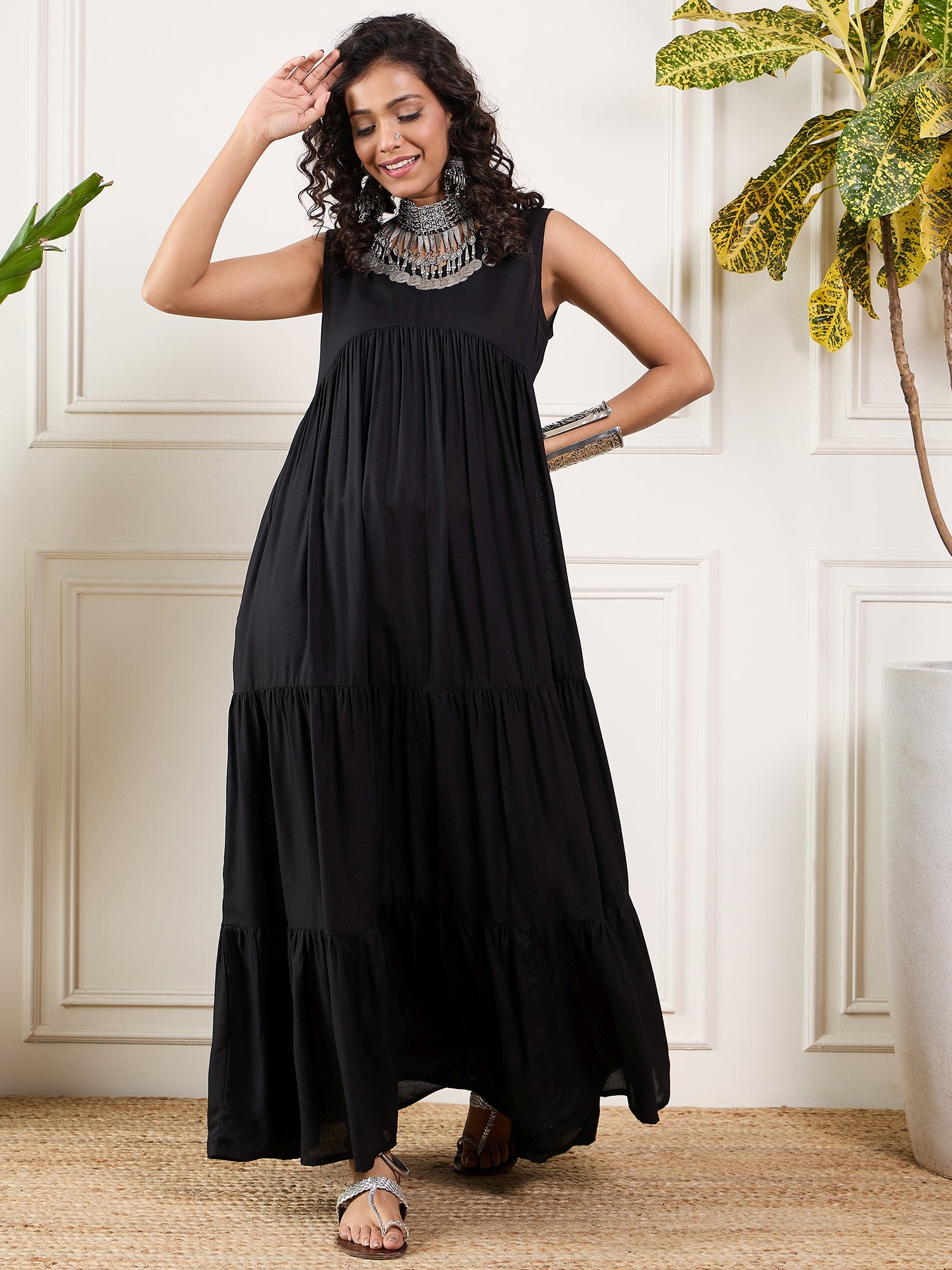 Black V Neck Sleeveless Long Tiered Dress