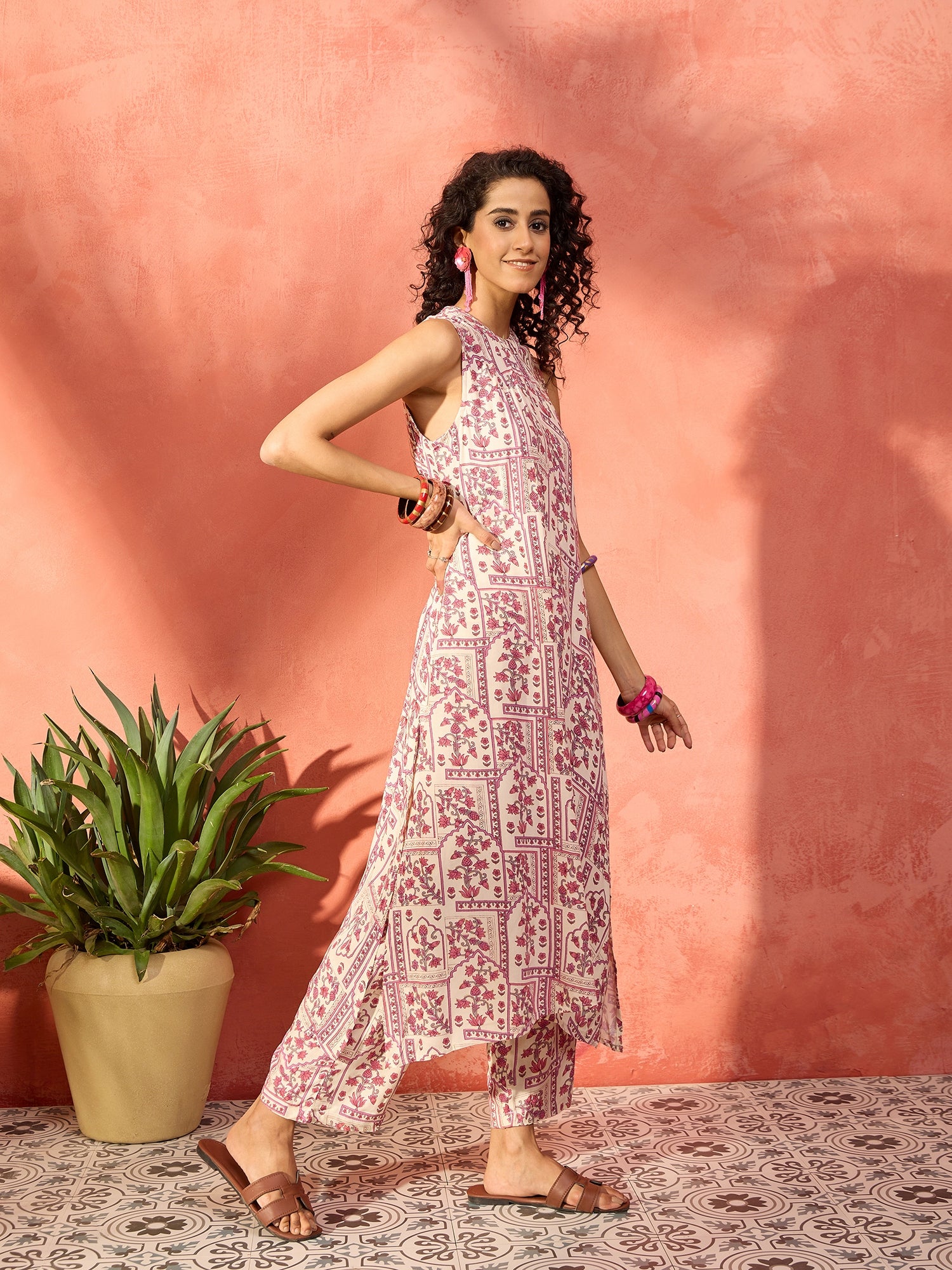 Rose Pink Ethnic Window Floral Halter Neck Kurta Set