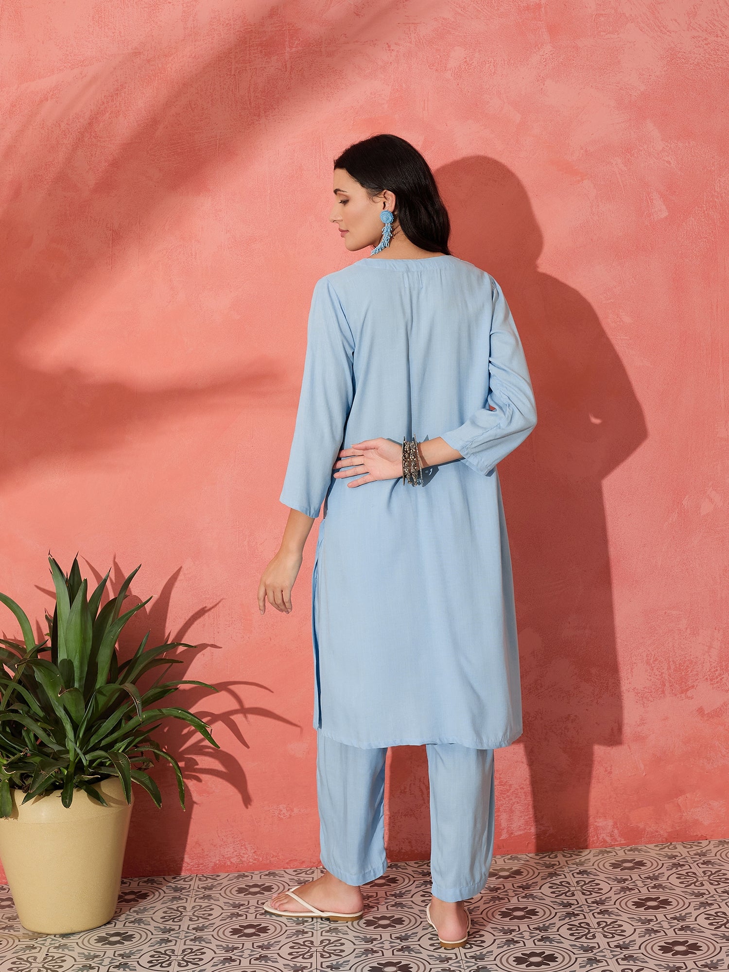 PASTEL BLUE SOLID V NECK KURTA PANT SET