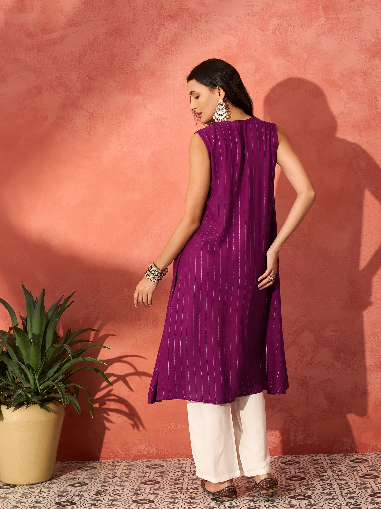 Magenta Lurex V-Neck W/S Front Slit Kurta Pant Set