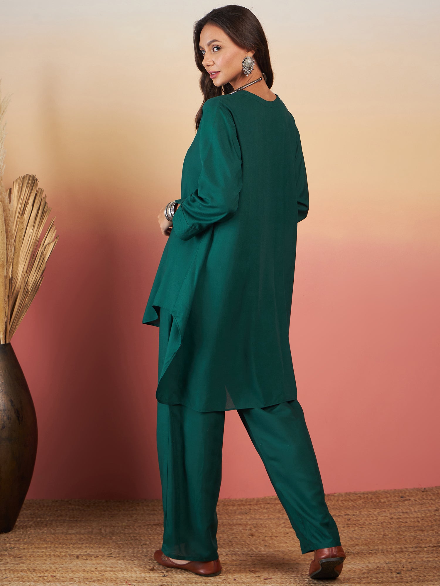 Bottal Green Solid V Neck High Low Kurta Pant Set