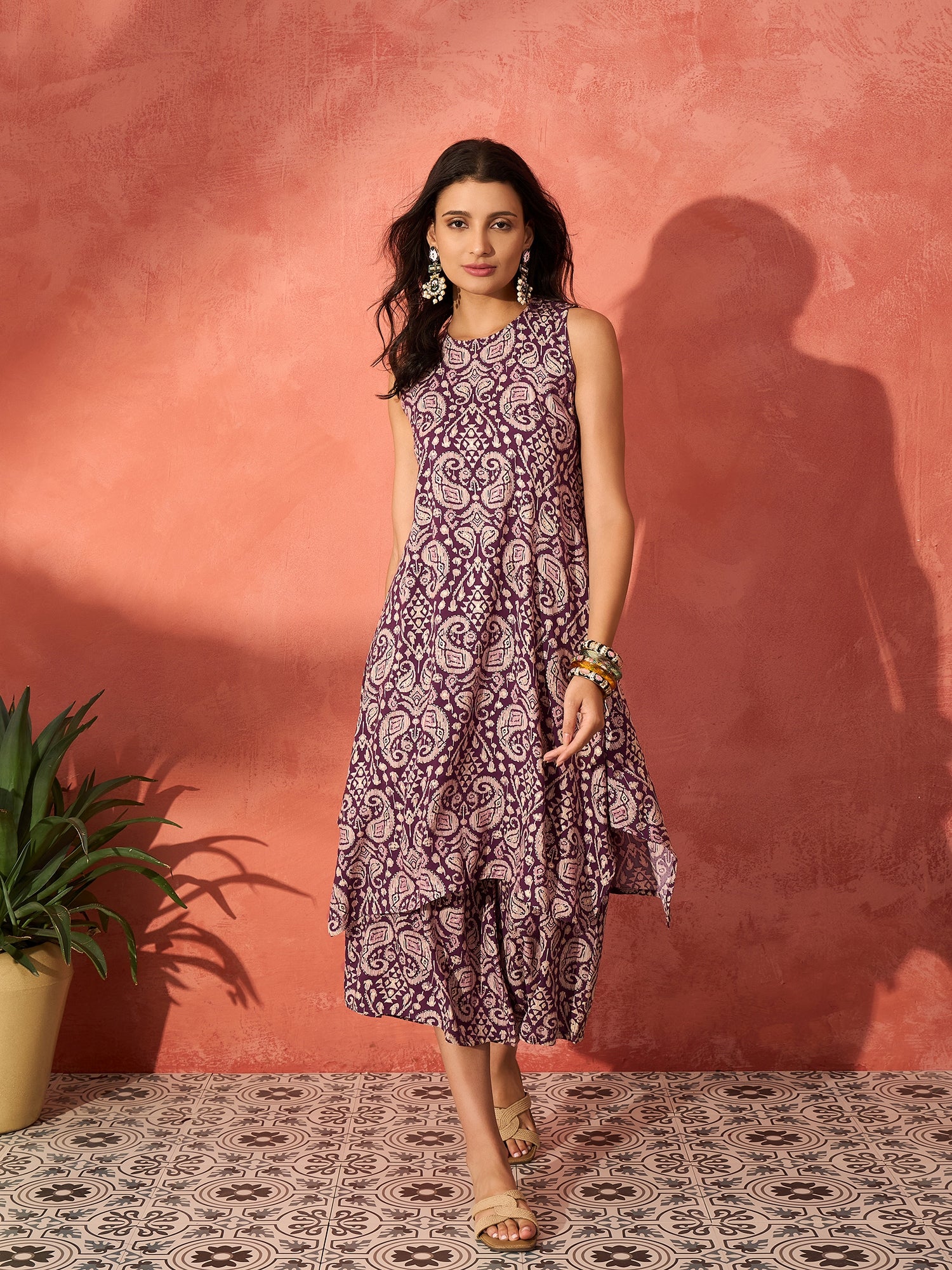 Dusty Mauve Paisley Round Neck Kurta Short Palazzo Set