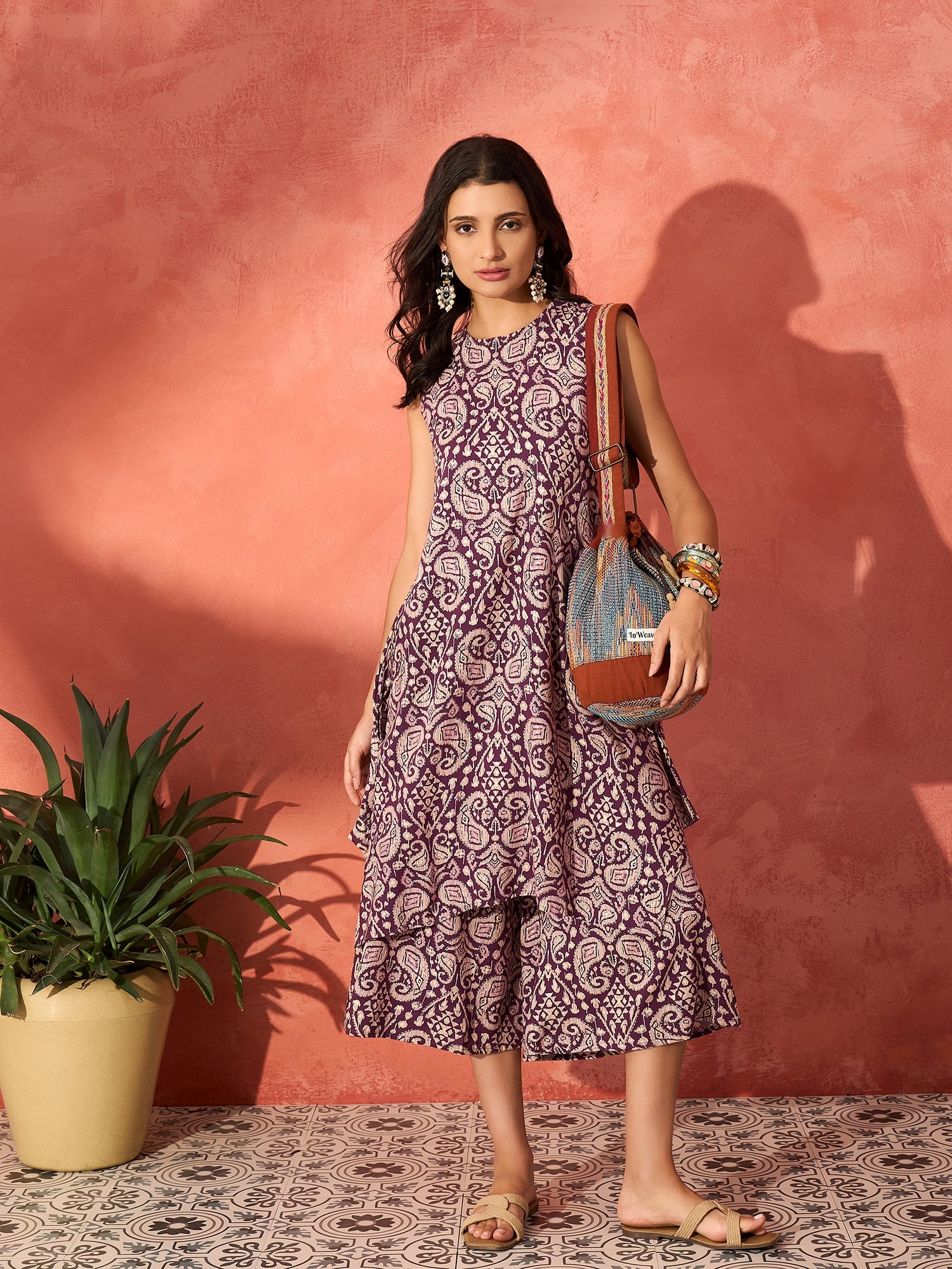 Dusty Mauve Paisley Round Neck Kurta Short Palazzo Set