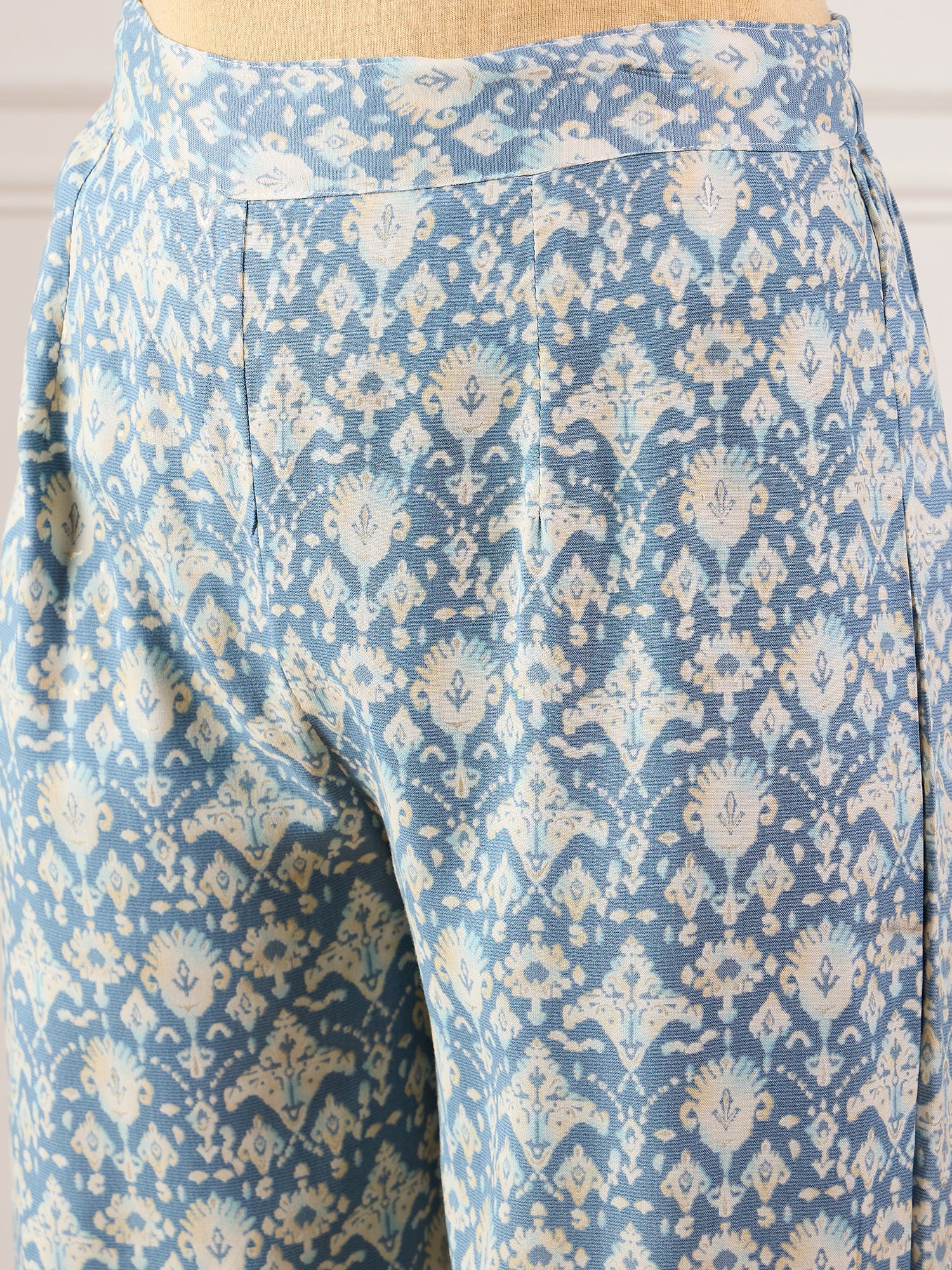 Powder Blue Ikkat Print Foil Round Neck Kurta Pant Set