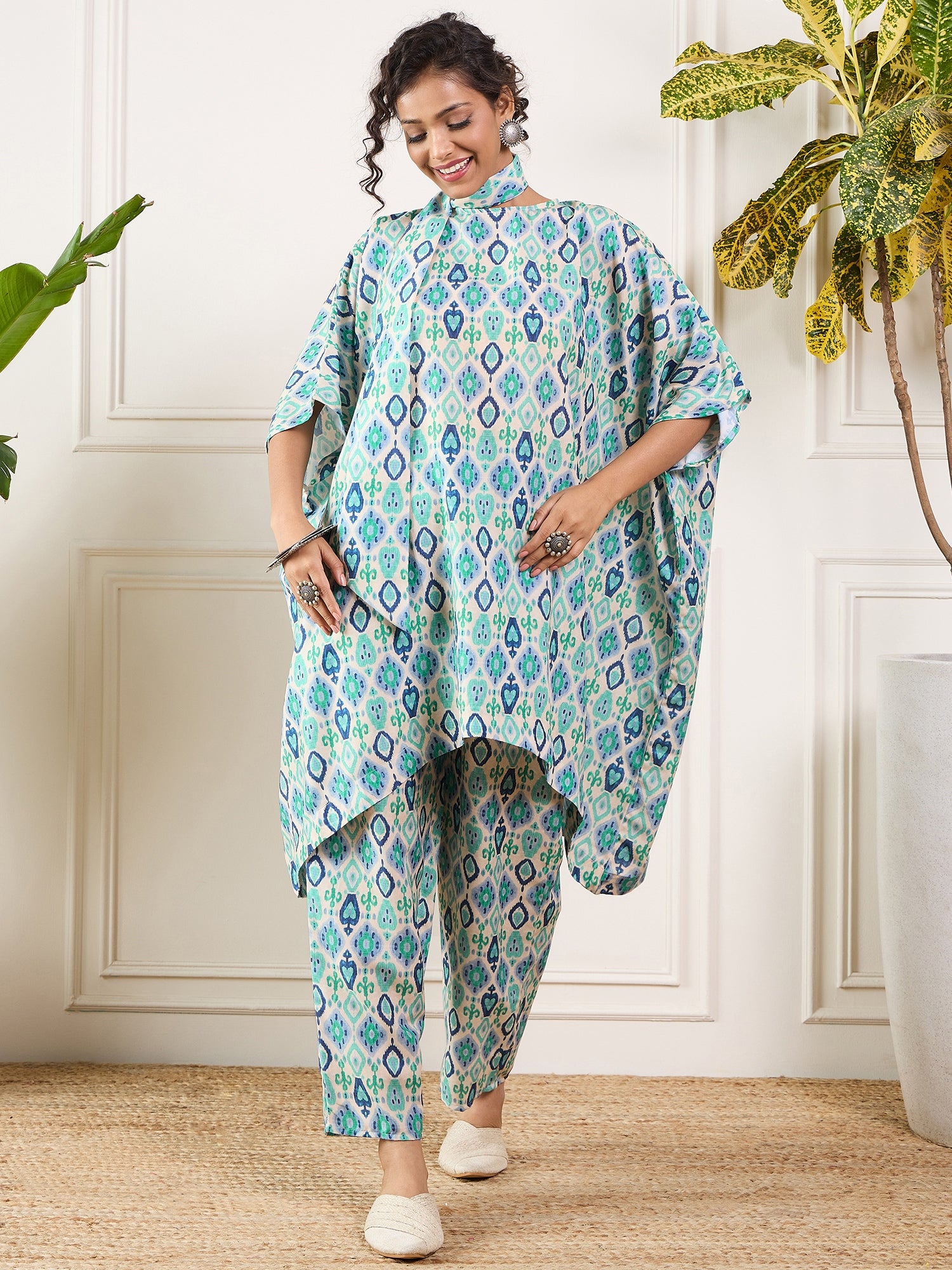 Turquoise White Ikkat Print Tie Neck Kaftan Boho Set