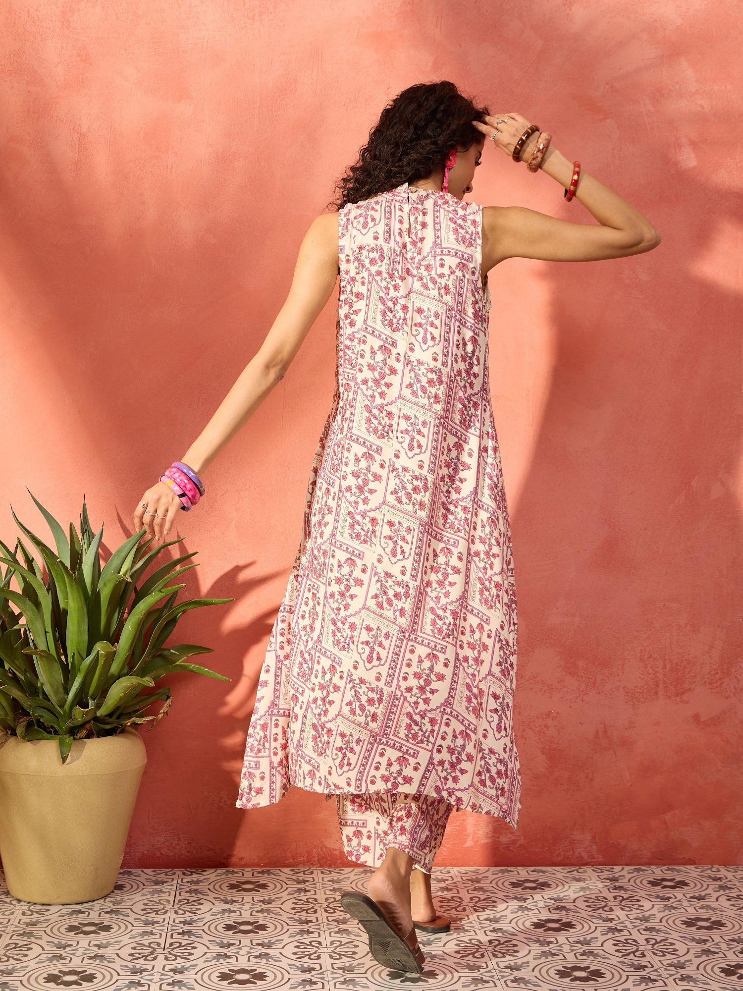 Rose Pink Ethnic Window Floral Halter Neck Kurta Set