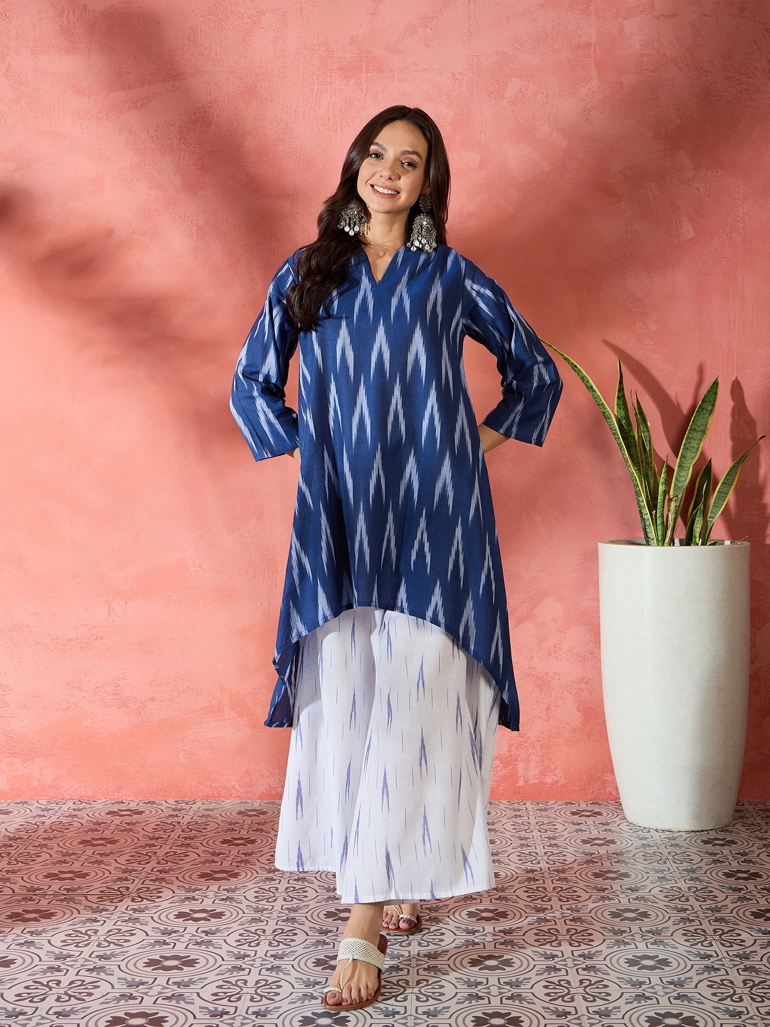 Blue White Ikkat Manderian Neck High Low Kurta Set