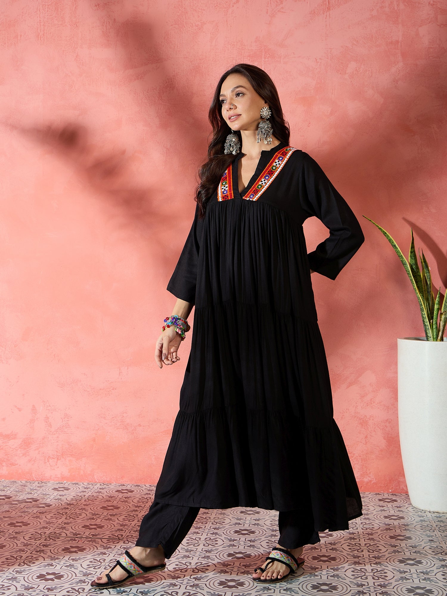 Black Solid Flared Lace Kurta Pant Set