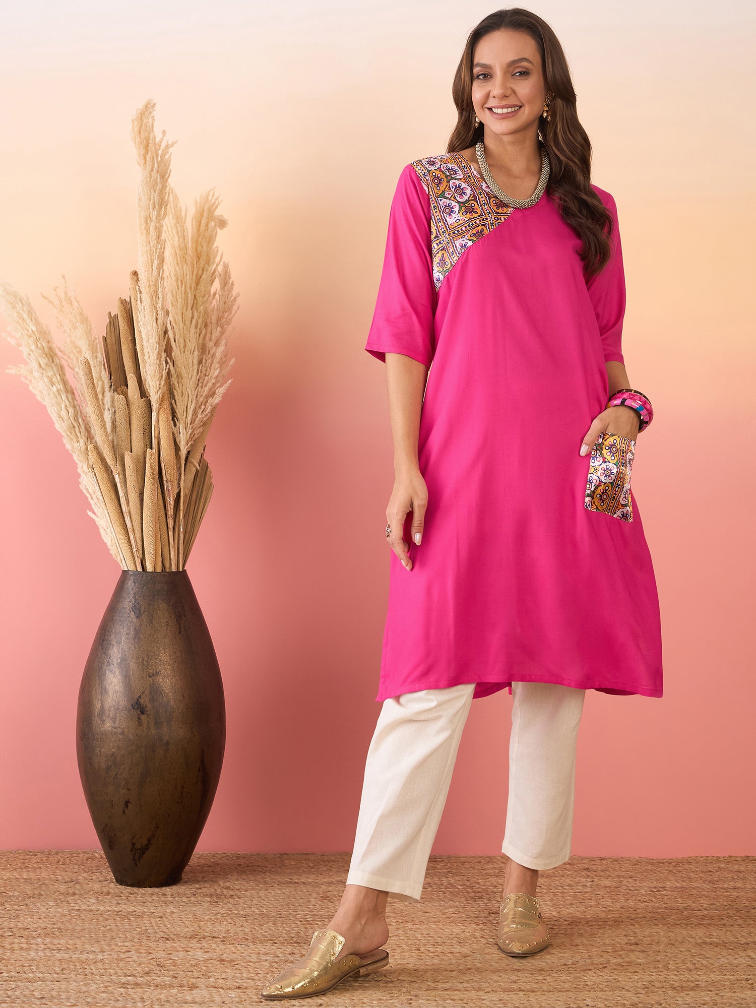 Fuchsia Yellow Foil Patch Pocket V Neck Kurta