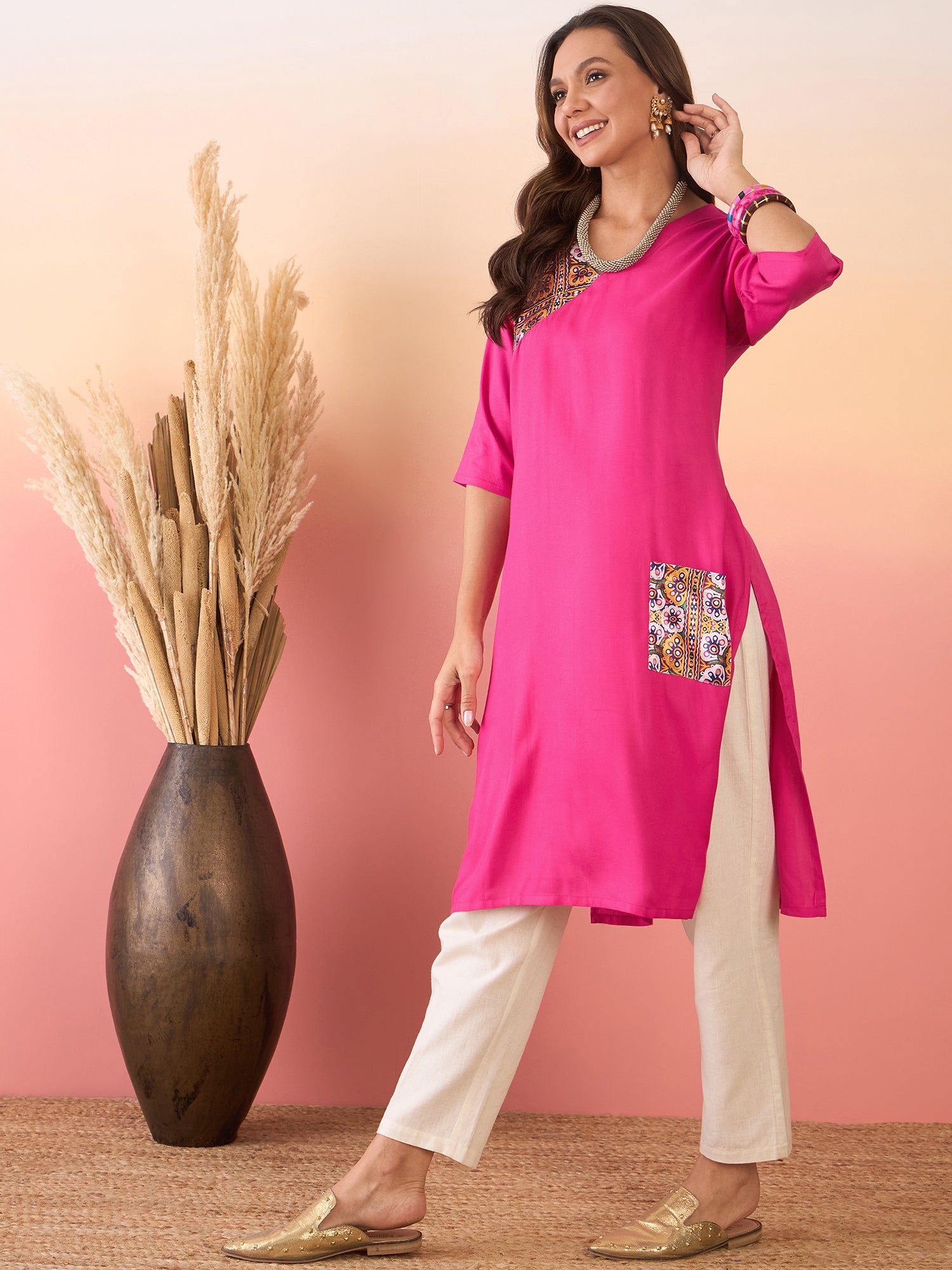 Fuchsia Yellow Foil Patch Pocket V Neck Kurta