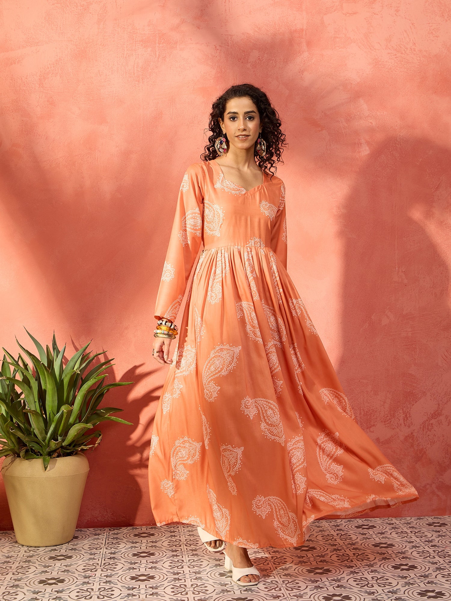 Halloween Orange Paisley Sweetheart Neck Long Anarkali Kurta