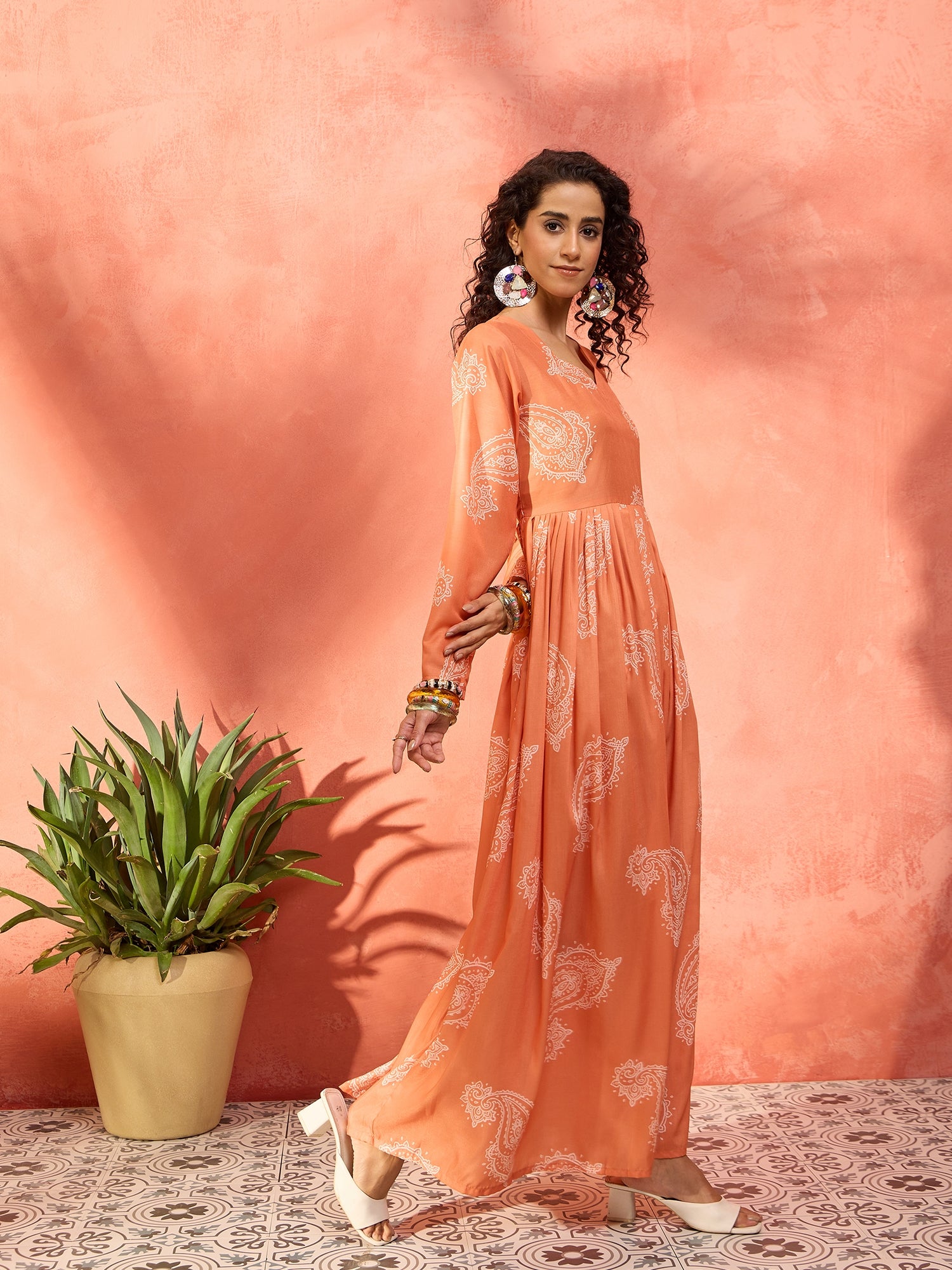 Halloween Orange Paisley Sweetheart Neck Long Anarkali Kurta