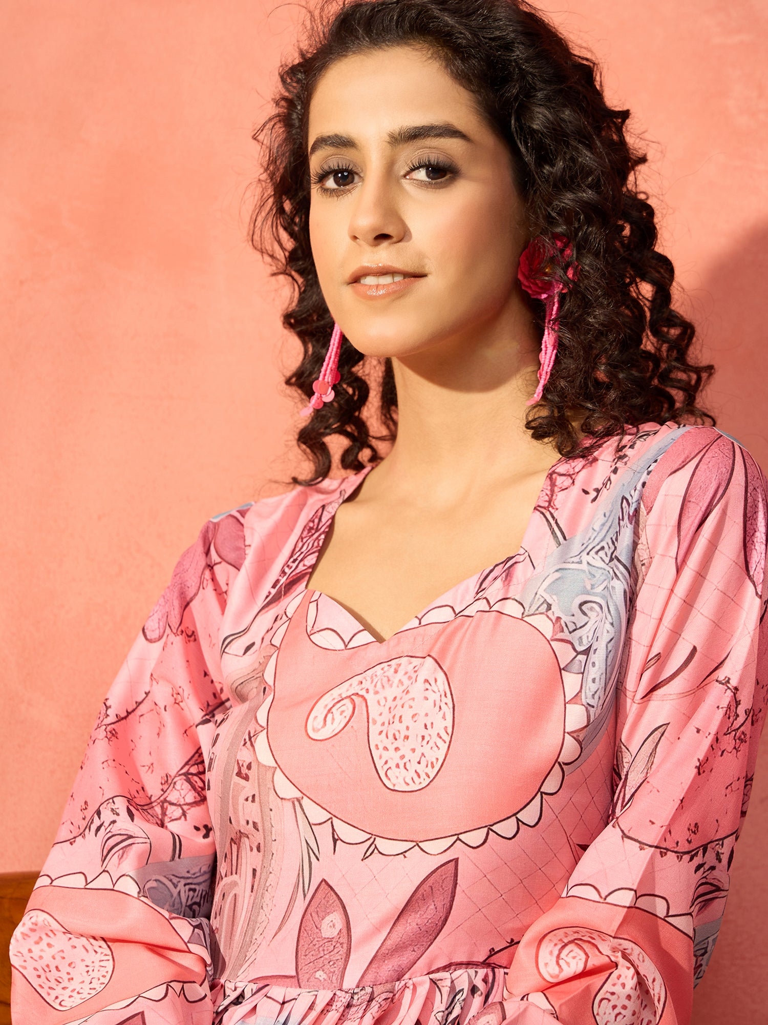 Salmon Pink Paisley Sweetheart Neck Long Anarkali Kurta