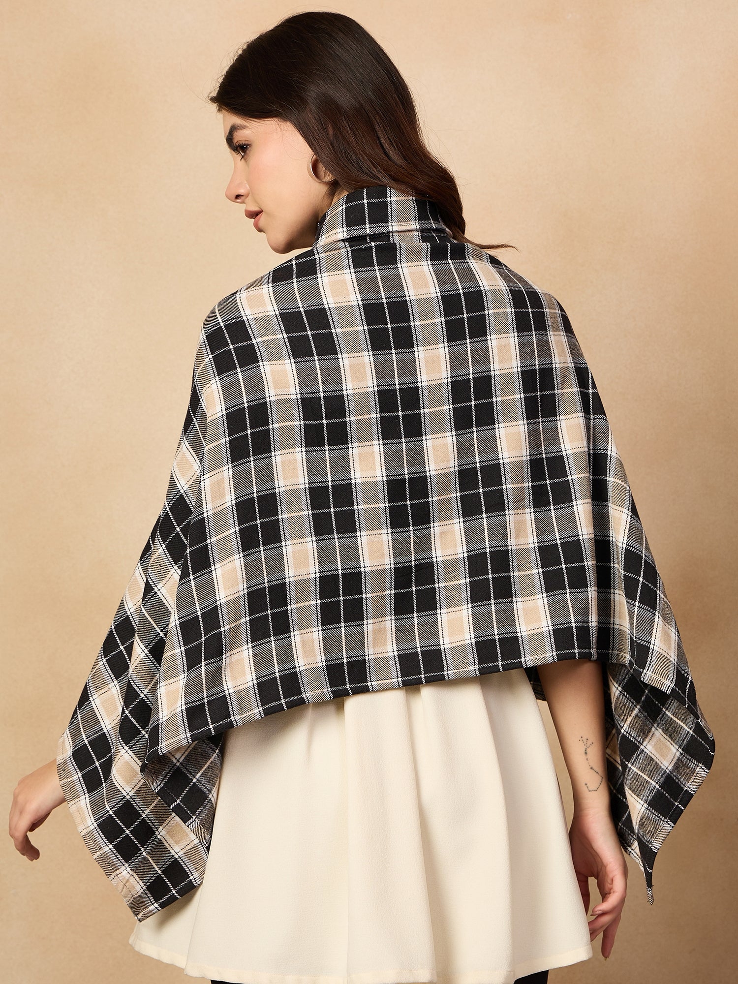 Black Beige Check Collar Poncho