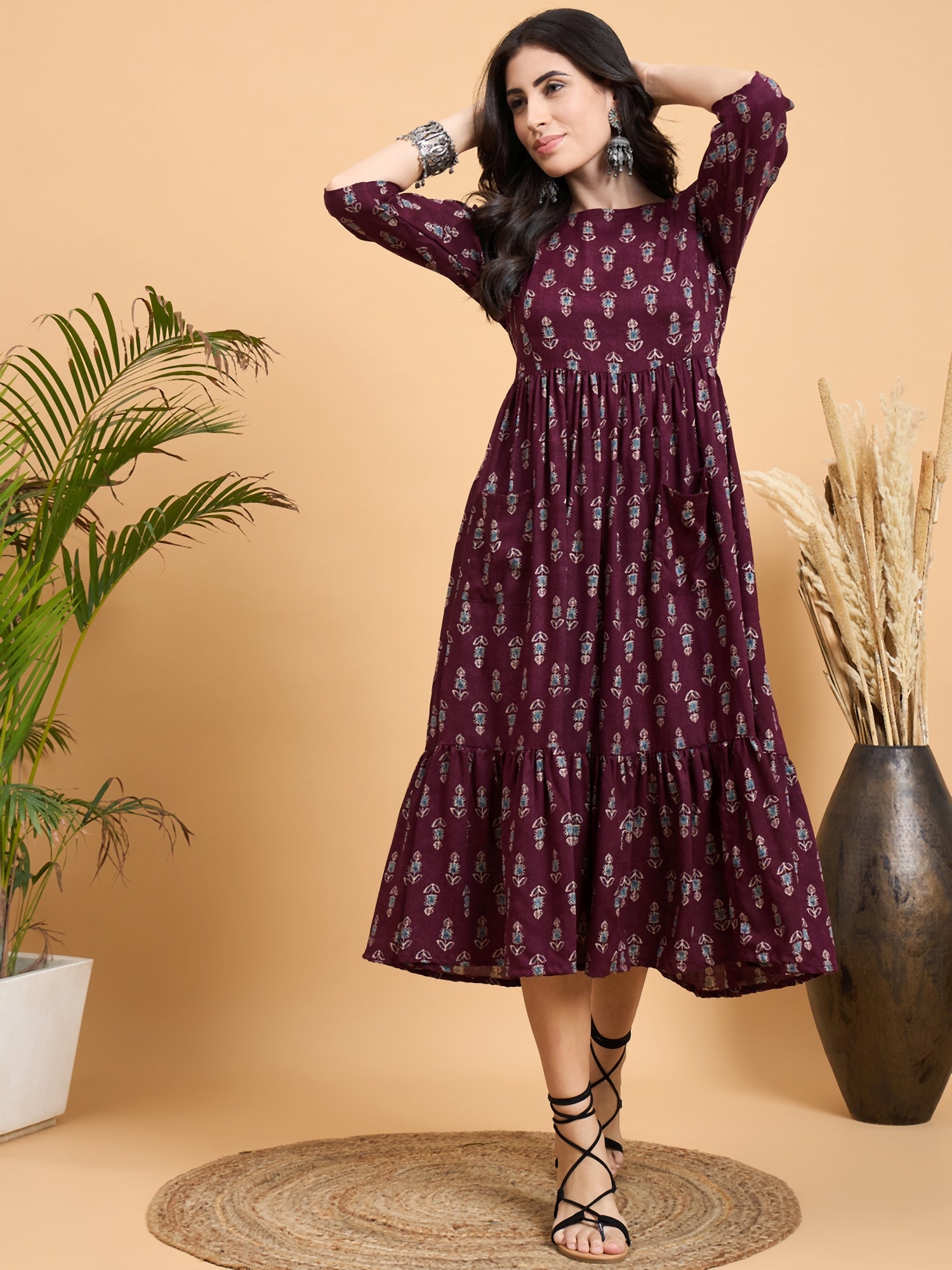 Wine Booti Rapid Print Front Pocket Sleeve Dress