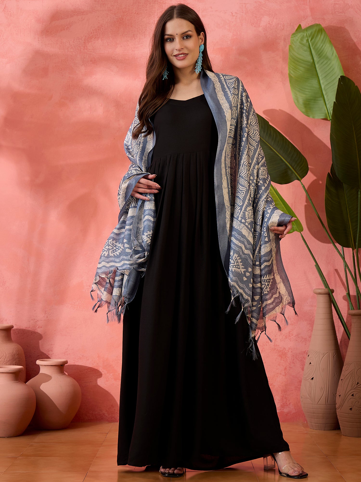 Black In In Sweetheart Kurta With D11 Dupatta