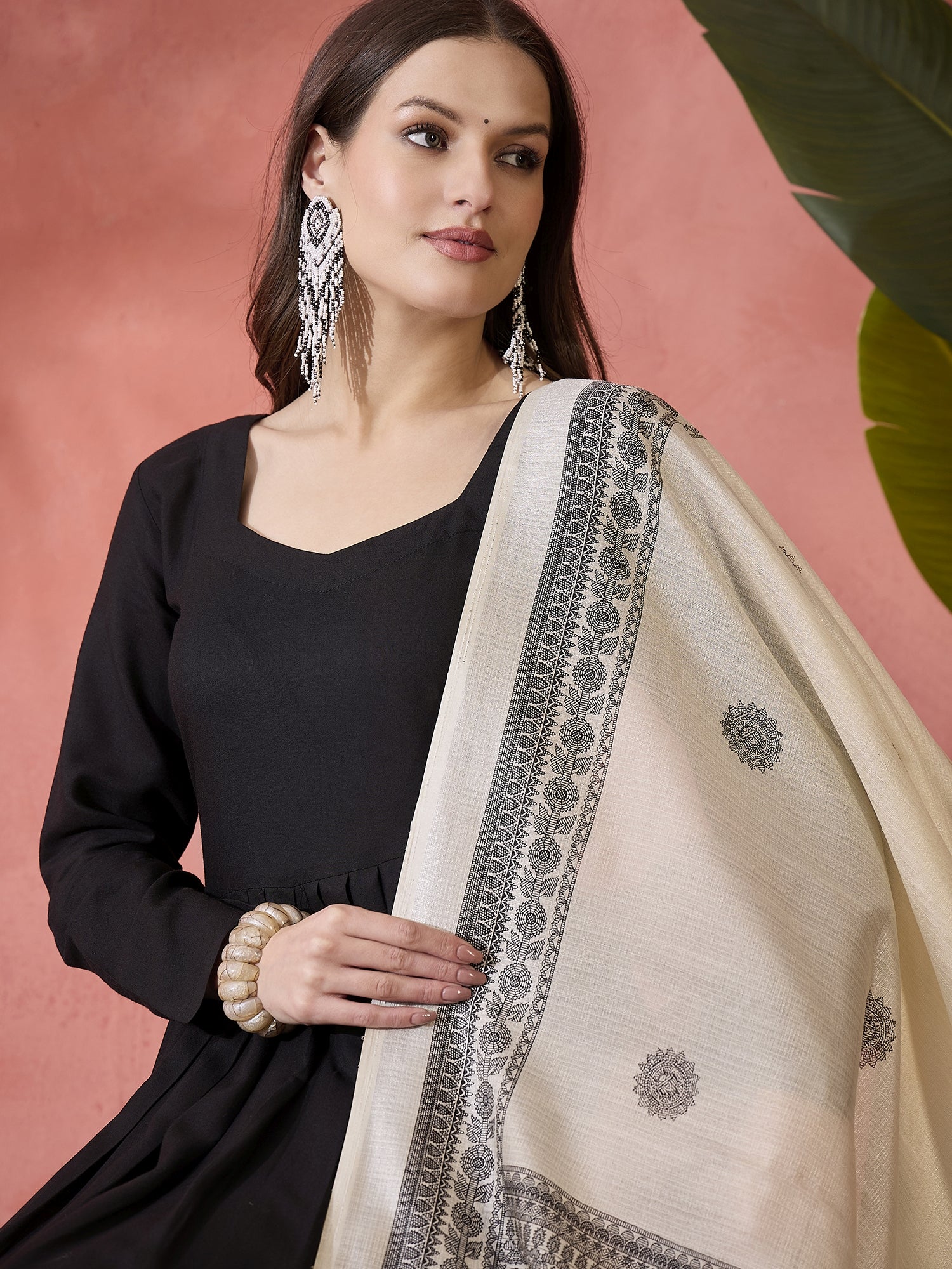 Black In Sweetheart Kurta With D2 Dupatta