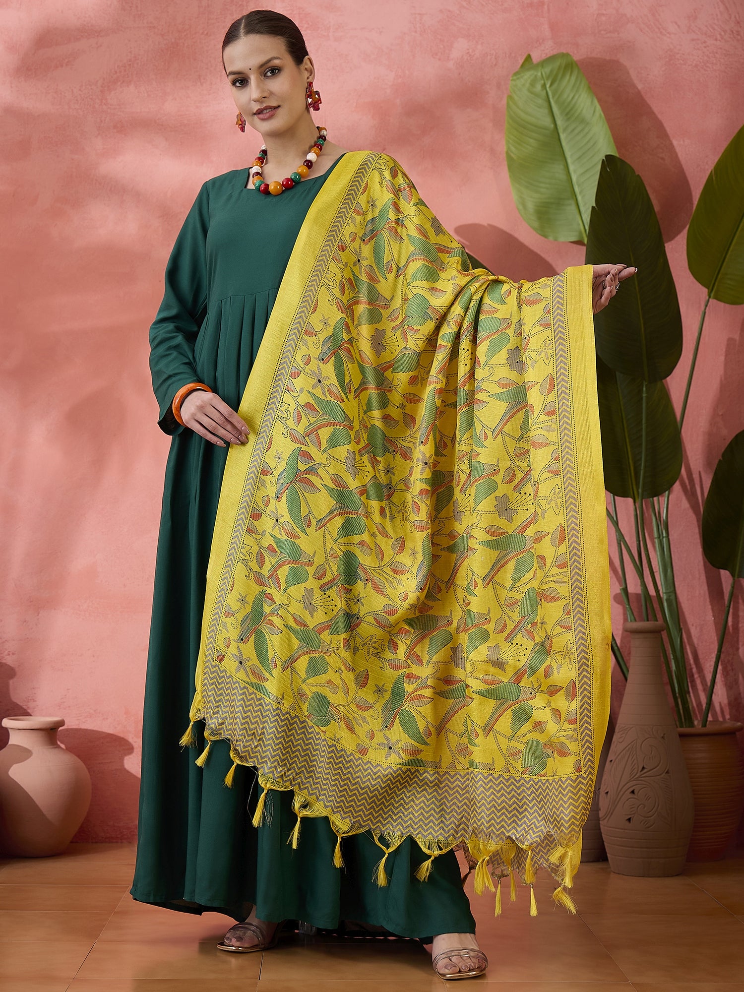 Green In Sweetheart Kurta With D24 Dupatta